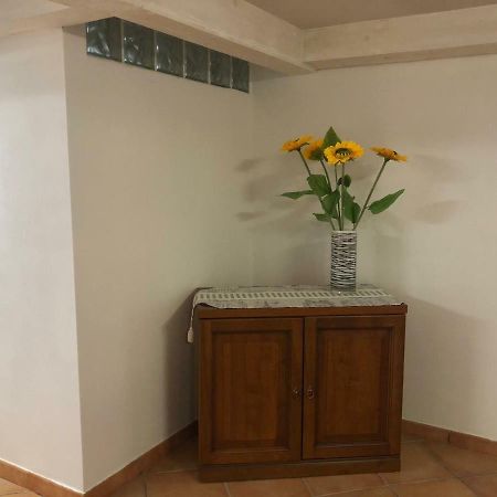 特尔尼Casa Di Chiara公寓 外观 照片